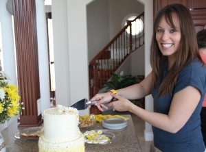 Erin cutting cake